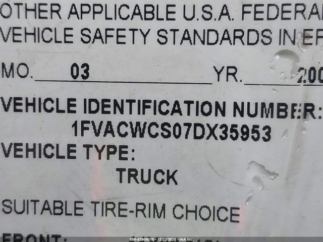 Freightliner M2 106 Medium Duty Image 4