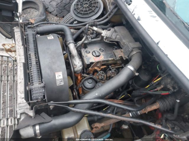 Freightliner M2 106 Medium Duty Image 8