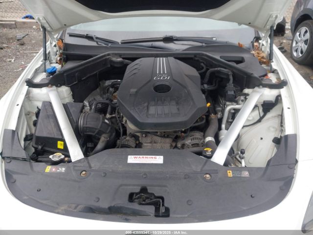 Kia Stinger Premium Image 9