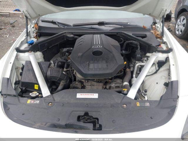 Kia Stinger Premium Image 9