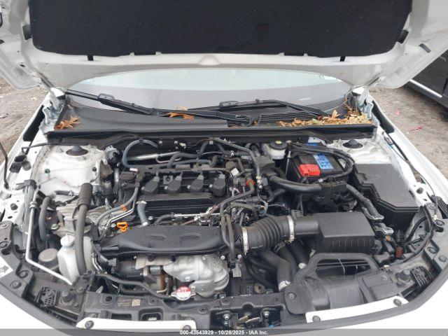 Honda Civic Touring Image 4