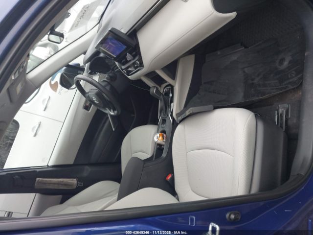 Toyota Corolla Le Image 17