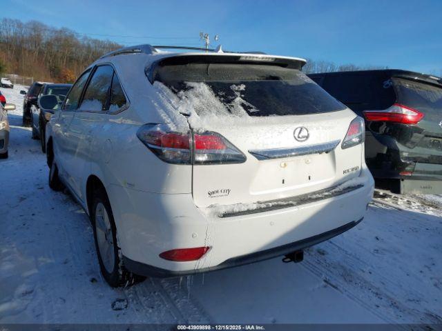 Lexus RX Image 16
