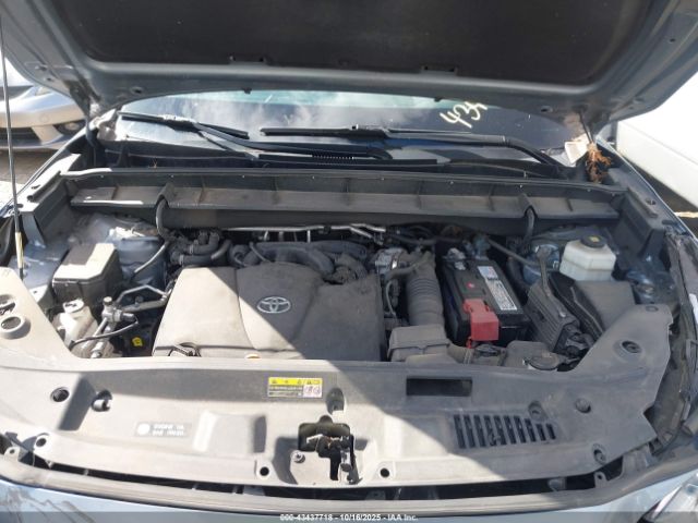 Toyota Highlander Xle Image 2