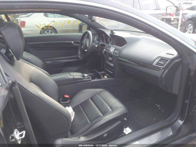 Mercedes-Benz E-Class Image 5