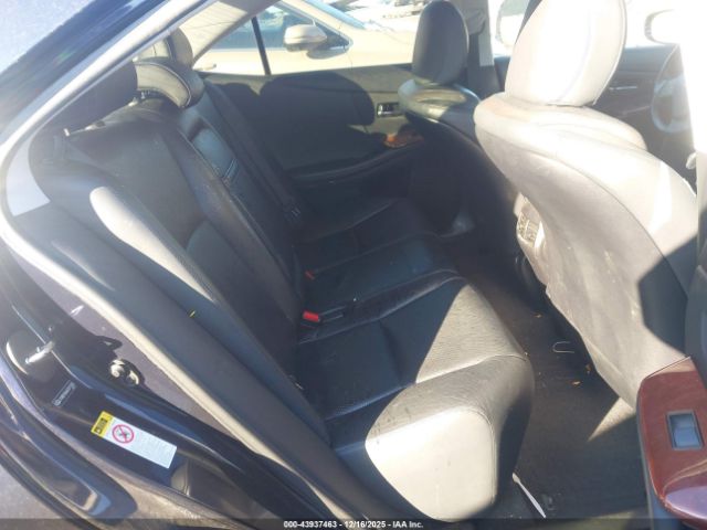 Lexus HS 250h Premium Image 11