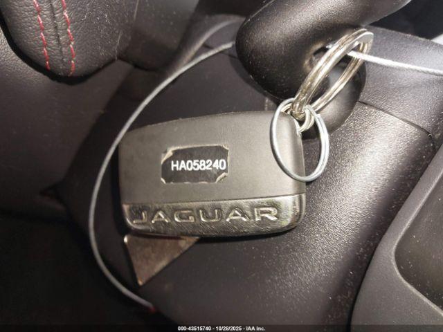 Jaguar F-PACE S Image 11