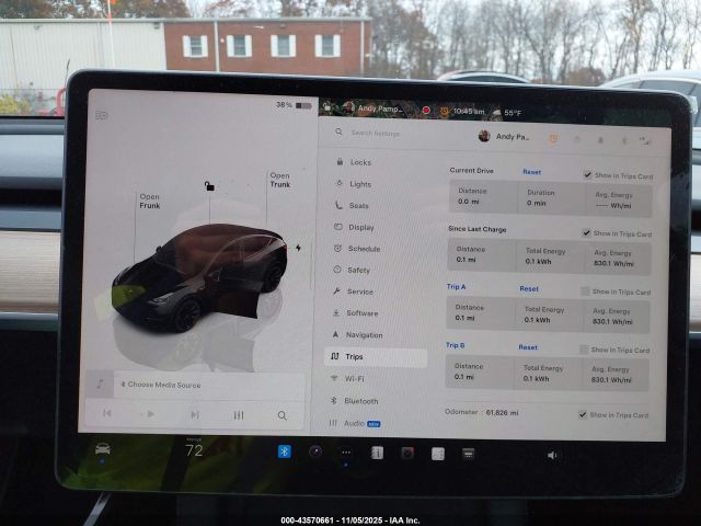 Tesla Model Y Image 15