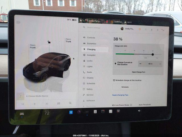 Tesla Model Y Image 14