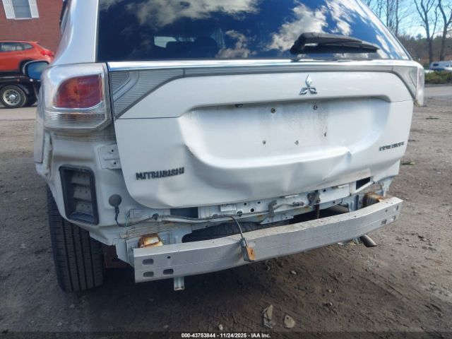 Mitsubishi Outlander Se Image 7