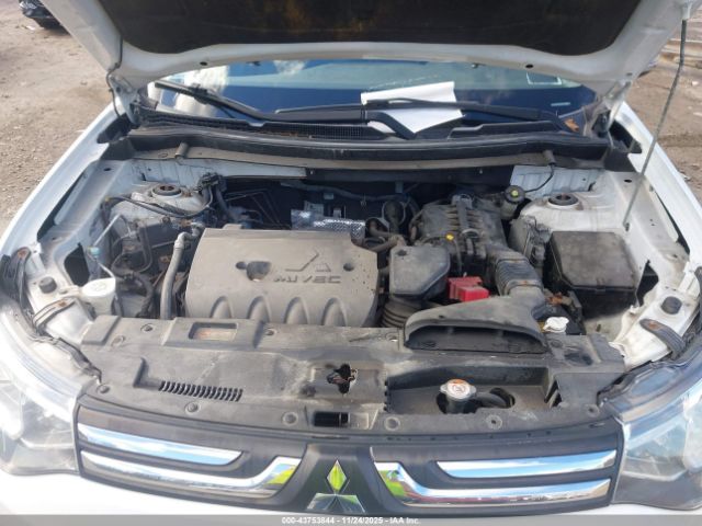 Mitsubishi Outlander Se Image 6