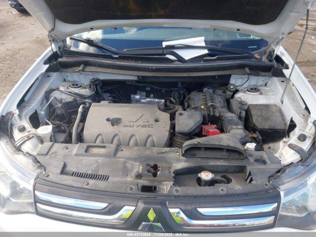 Mitsubishi Outlander Se Image 6