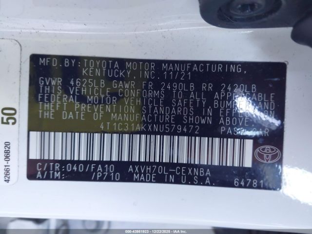 Toyota Camry Le Hybrid Image 12