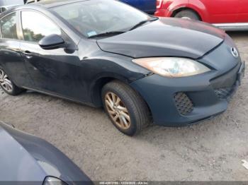  Salvage Mazda Mazda3