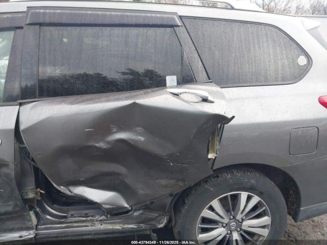 Nissan Pathfinder Sl 2wd Image 2