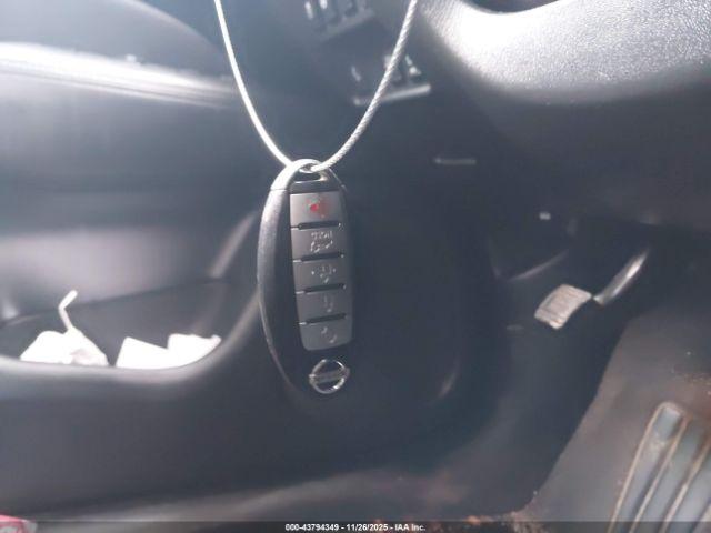 Nissan Pathfinder Sl 2wd Image 14