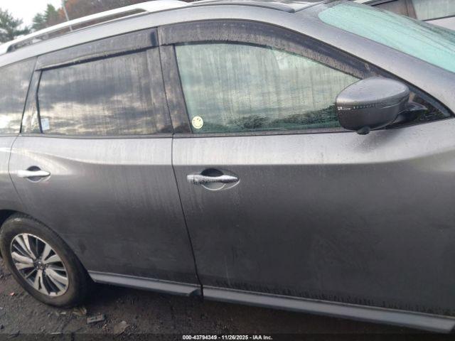 Nissan Pathfinder Sl 2wd Image 16