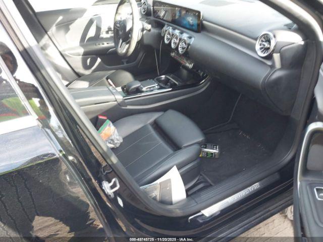 Mercedes-Benz A-Class 4matic Image 4