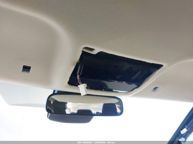 Toyota Corolla Le Image 9