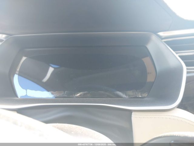 Tesla Model S Image 11