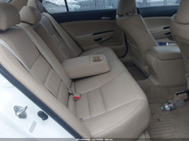 Honda Accord 2.4 Se Image 17