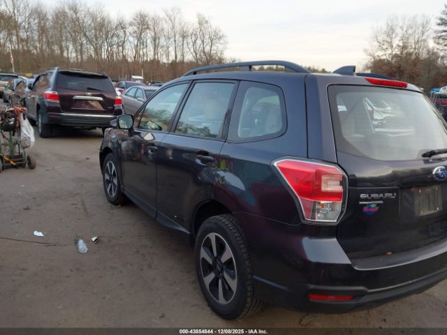 Subaru Forester 2.5i Image 10