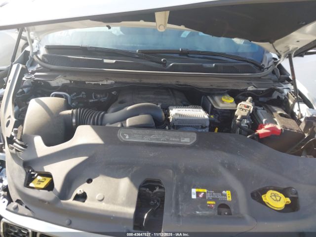 Jeep Wagoneer Series I 4x4 Image 11