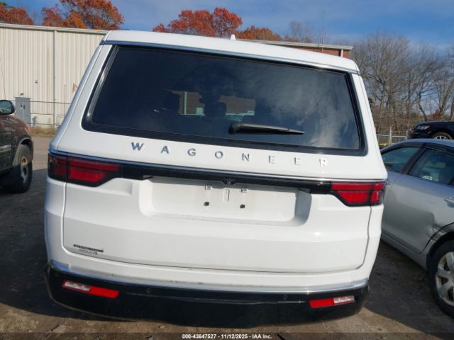 Jeep Wagoneer Series I 4x4 Image 14