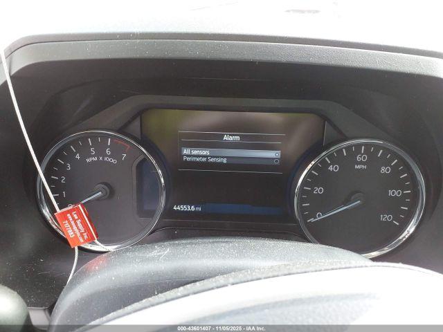 Ford Expedition Xlt Image 2