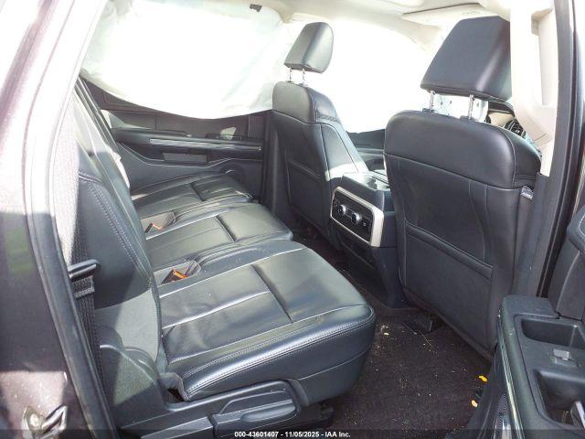 Ford Expedition Xlt Image 9