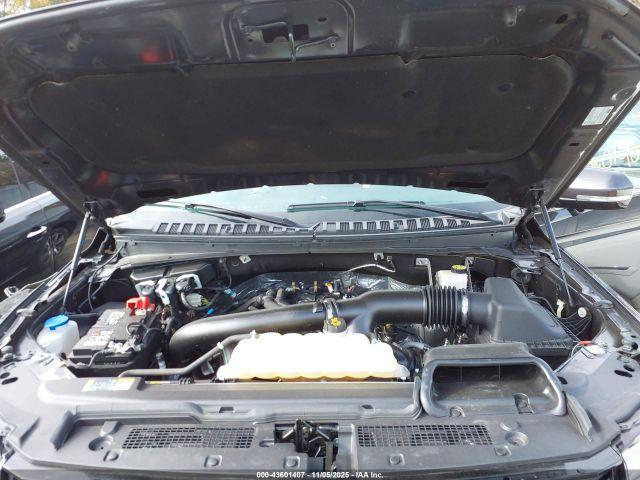 Ford Expedition Xlt Image 4