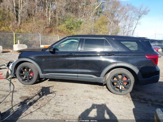 Ford Explorer St Image 13