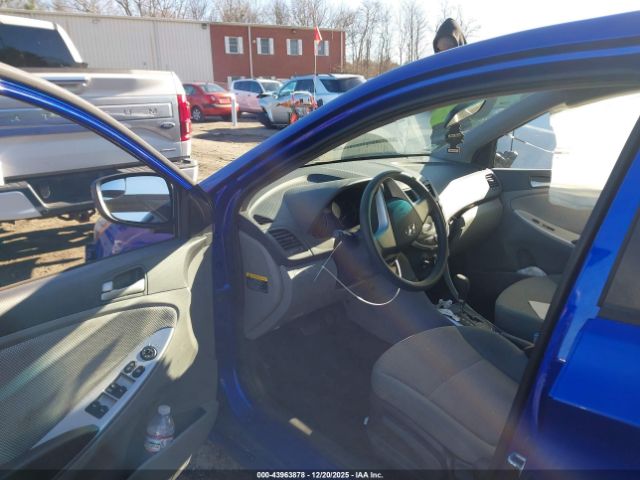 Hyundai ACCENT Gls Image 7