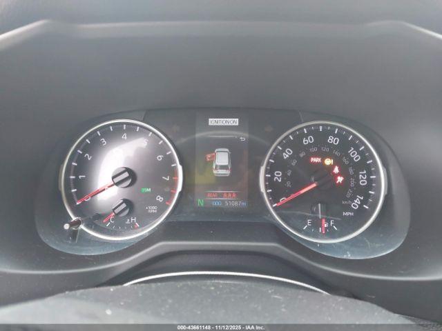 Toyota RAV4 Xle Image 6