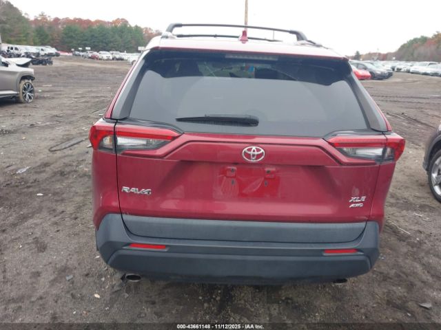 Toyota RAV4 Xle Image 15