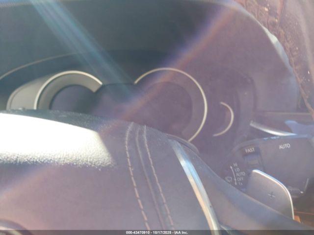 BMW 5 Series Xdrive Image 12