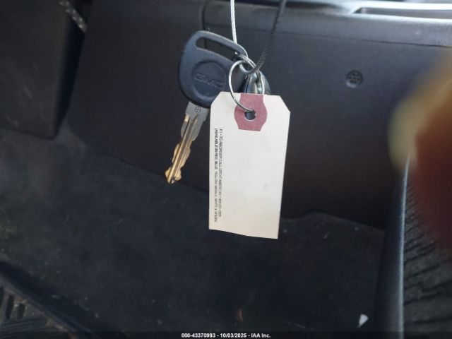 GMC Yukon Sle Image 11