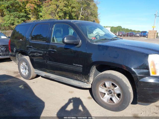 GMC Yukon Sle Image 16