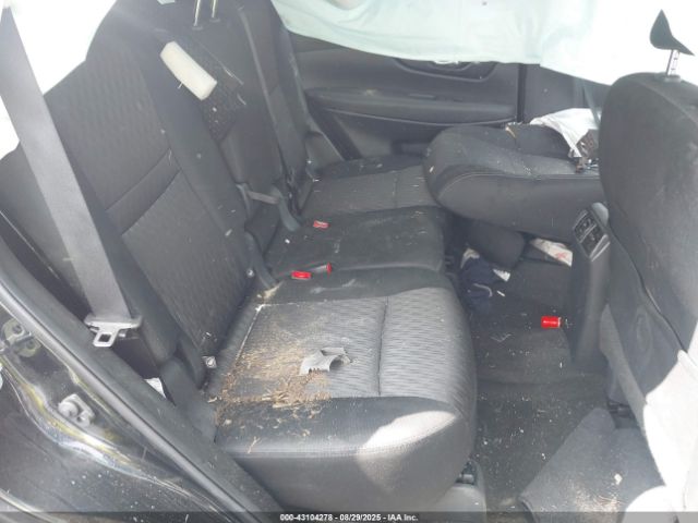 Nissan Rogue Sv Image 8