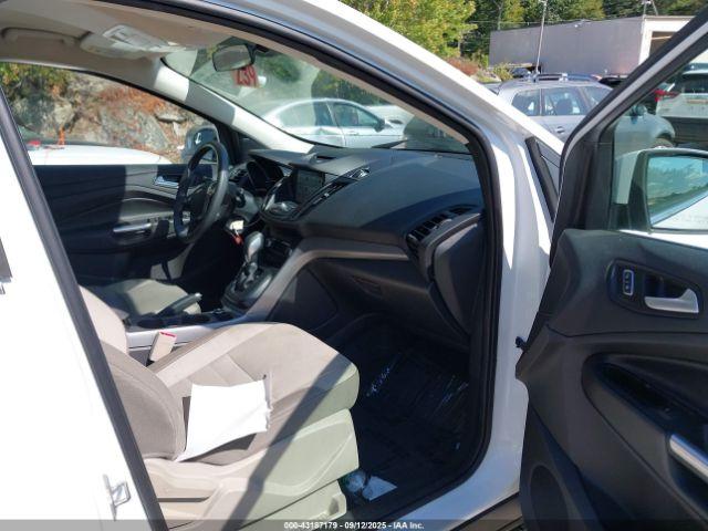 Ford Escape Se Image 11