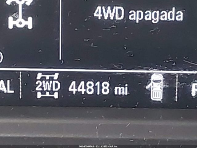 Chevrolet Silverado 1500 Custom Image 14