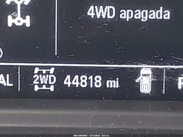 Chevrolet Silverado 1500 Custom Image 14