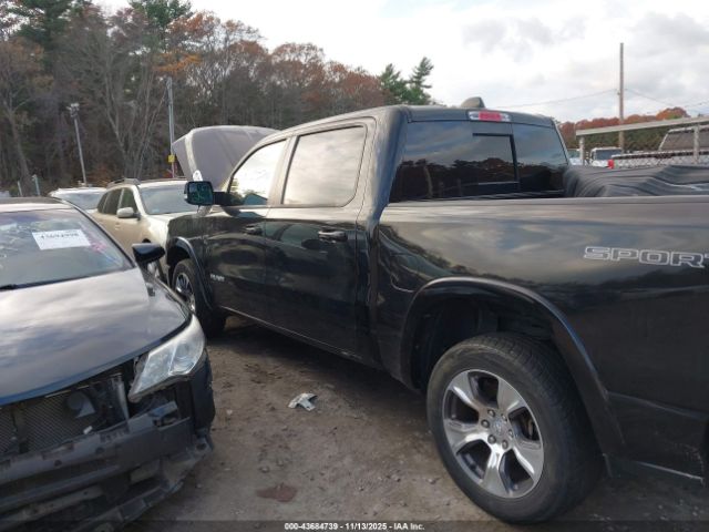 Ram 1500 Laramie  4x4 5'7 Box Image 17