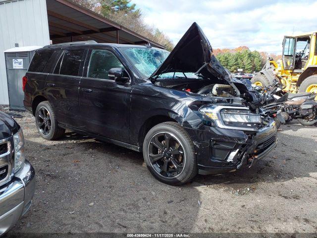  Salvage Ford Expedition