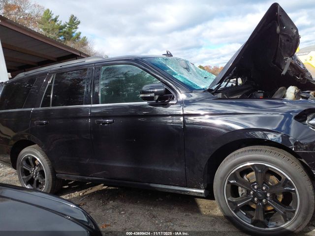 Ford Expedition Limited Image 11