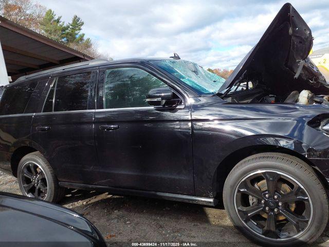 Ford Expedition Limited Image 11