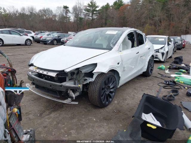 Tesla Model Y Performance Dual Motor All-wheel Drive Image 6