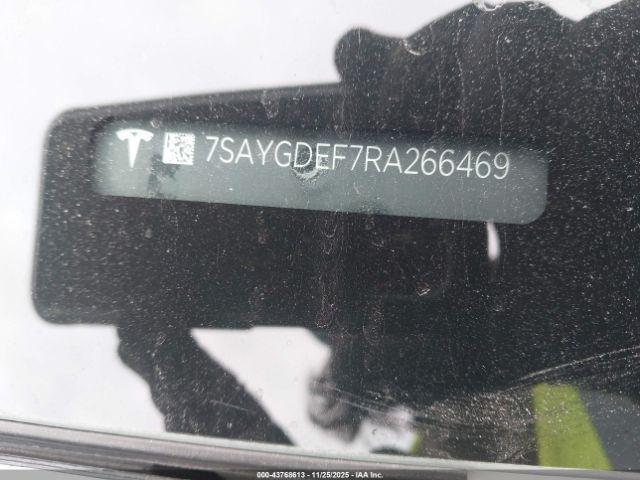 Tesla Model Y Performance Dual Motor All-wheel Drive Image 10