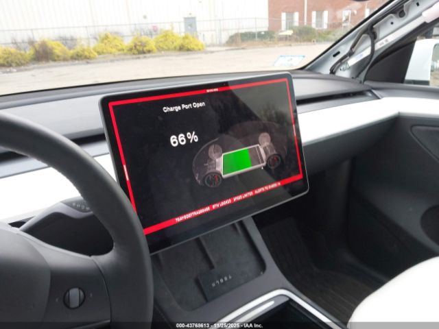 Tesla Model Y Performance Dual Motor All-wheel Drive Image 14