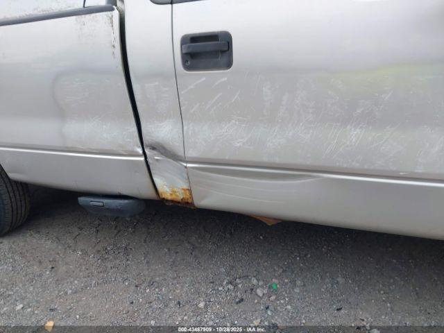 Ford F-150 Xl Image 10